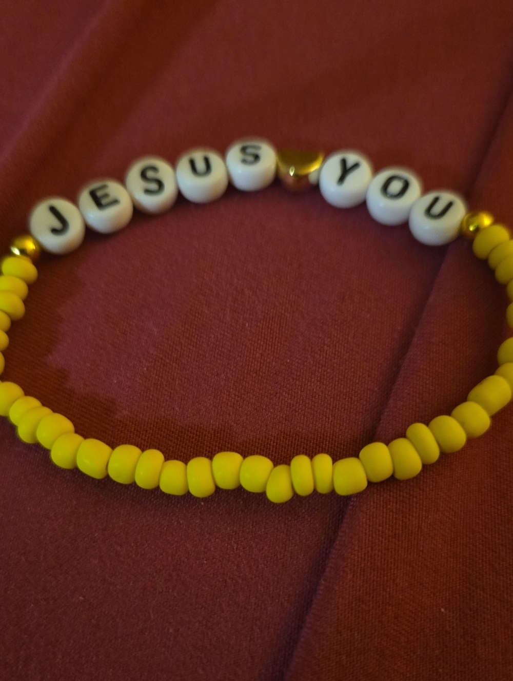 Inspirational Yellow 'JESUS Loves YOU' Beaded Stretch Bracelet